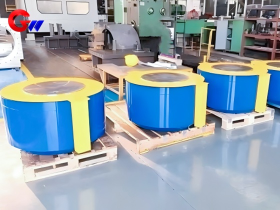 軋機壓上（壓下）AGC油缸